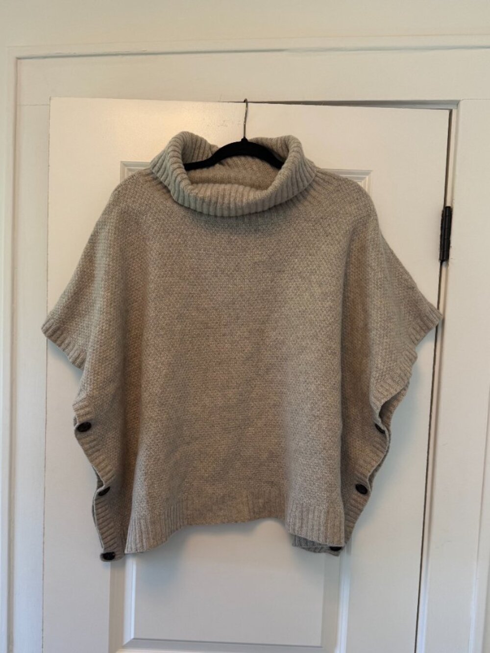 Seasalt Cornwall Knit Poncho.